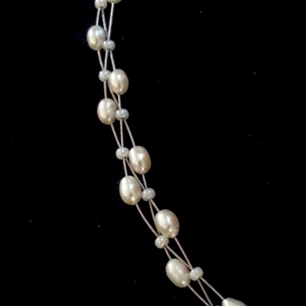 Seed pearl woven strand collar necklace 16"